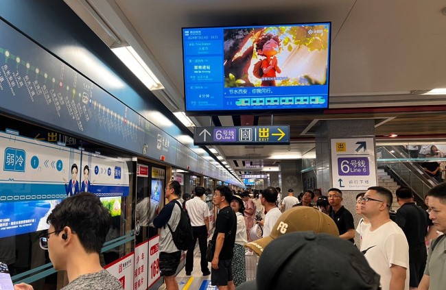 西安地鐵車廂電視小屏站臺(tái)列車廣告，西安地鐵視頻電子屏廣告價(jià)格